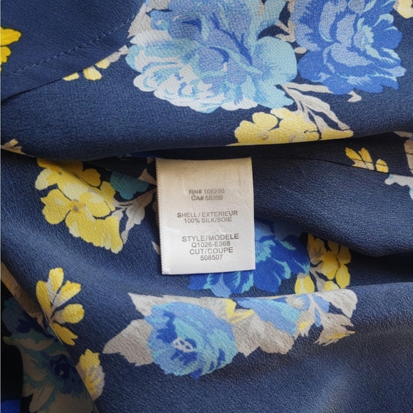 📺 Equipment Lynn floral blue top blouse - Picture 6 of 11